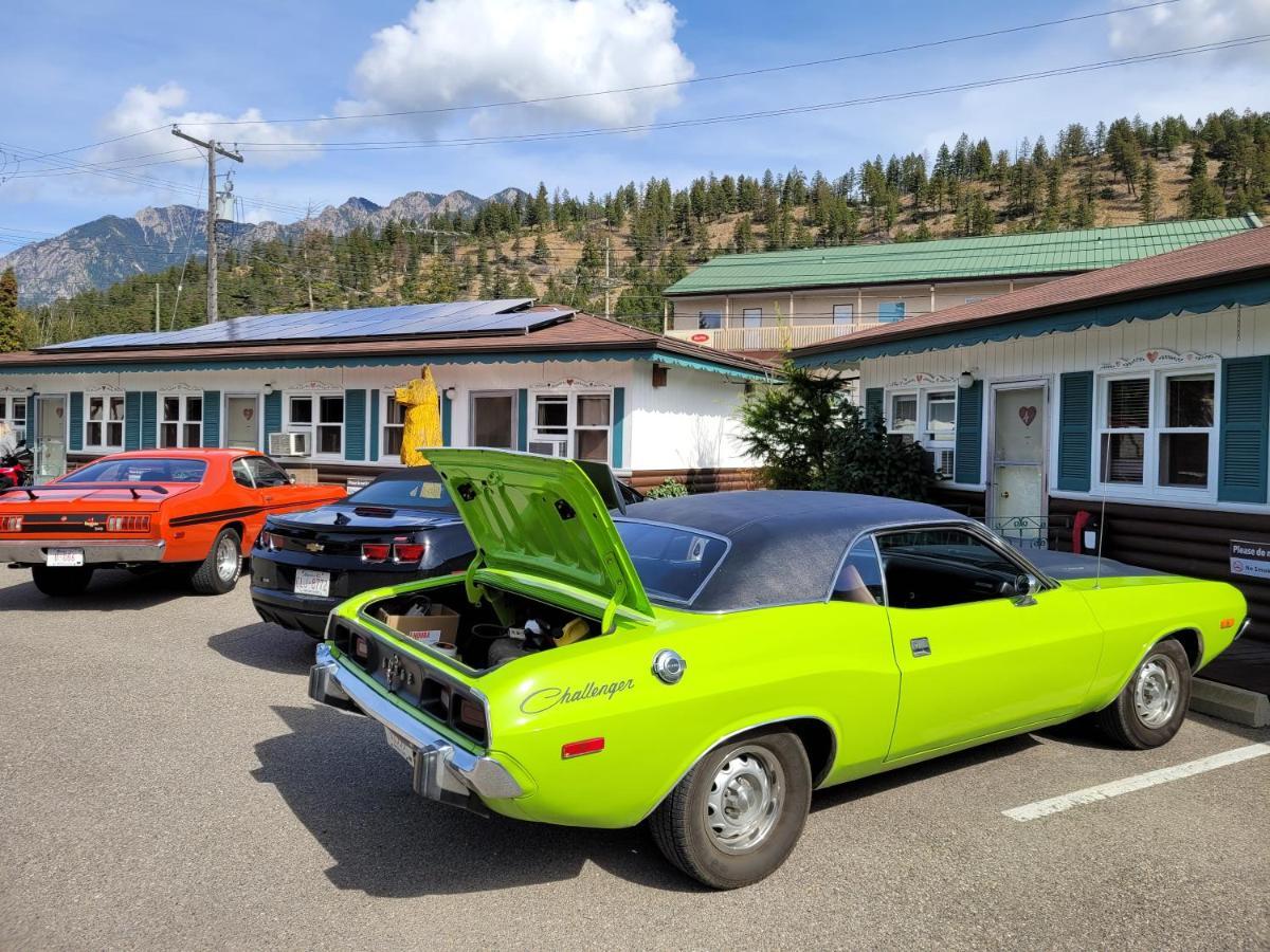 Lido Motel Radium Hot Springs Exterior photo